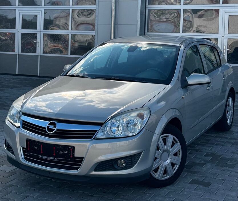 Opel Astra 125.681 km 3.599 € Bochum 44807