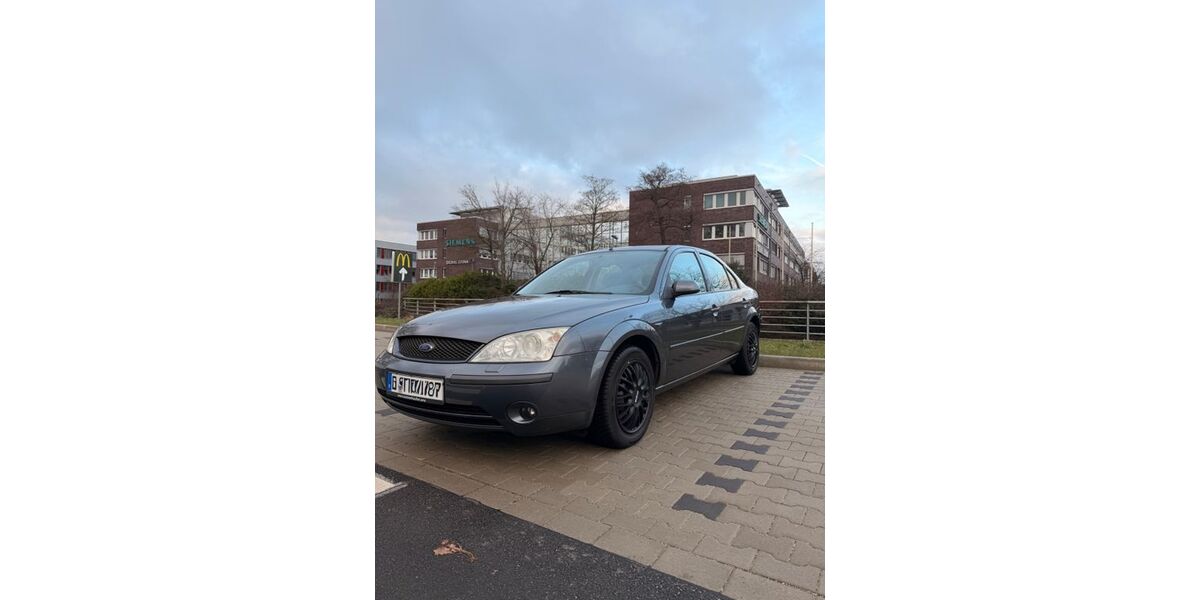 Ford Mondeo 184.000 km 3.800 &euro; Essen 45143