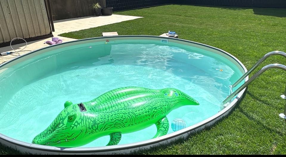 Doppelhaushälfte mit Pool für die kleine Familie 6 zimmer