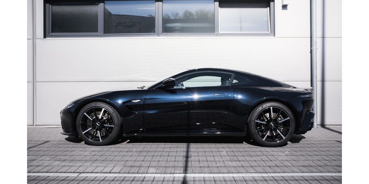 Aston Martin V8 Vantage 13.990 km 139.900 &euro; Holzwickede 59439
