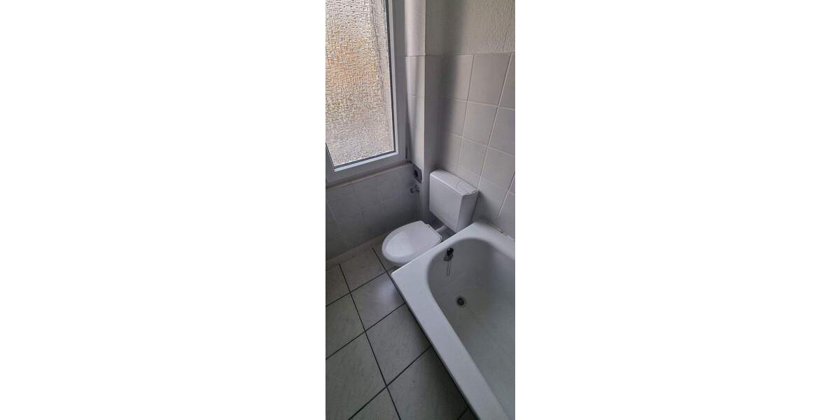 Etagenwohnung Mülheim an der Ruhr Mitte - 2 Zimmer, 49 m&sup2;, 350&euro; | Angebot:26392559