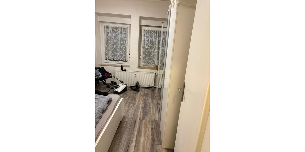 Erdgeschoßwohnung Gelsenkirchen - 3.5 Zimmer, 90 m&sup2;, 125.000&euro; | Angebot:24975040