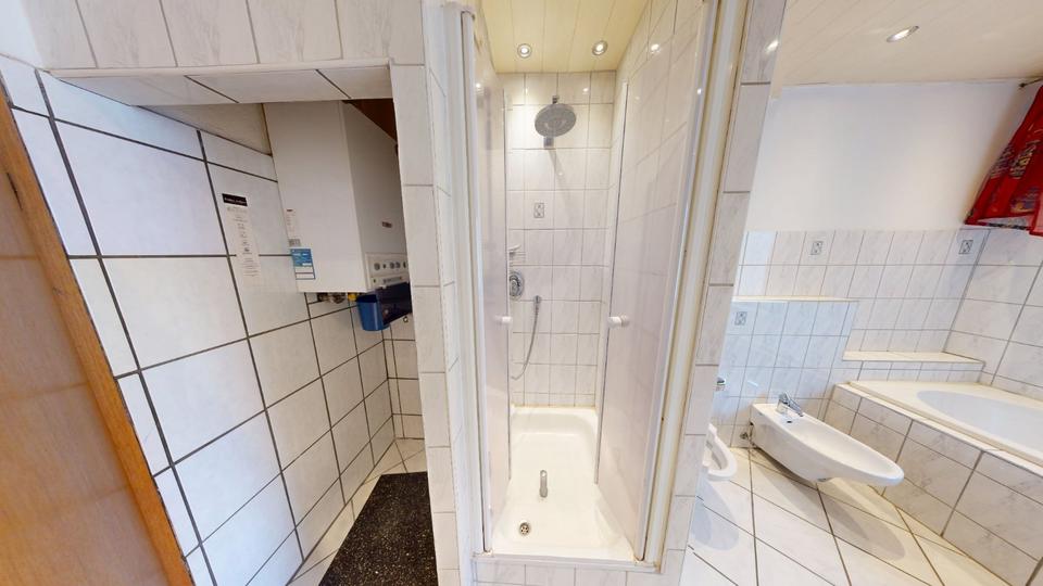 Erdgeschoßwohnung Wuppertal Gemarkung Langerfeld - 5.5 Zimmer, 125 m&sup2;, 874&euro; | Angebot:25751939