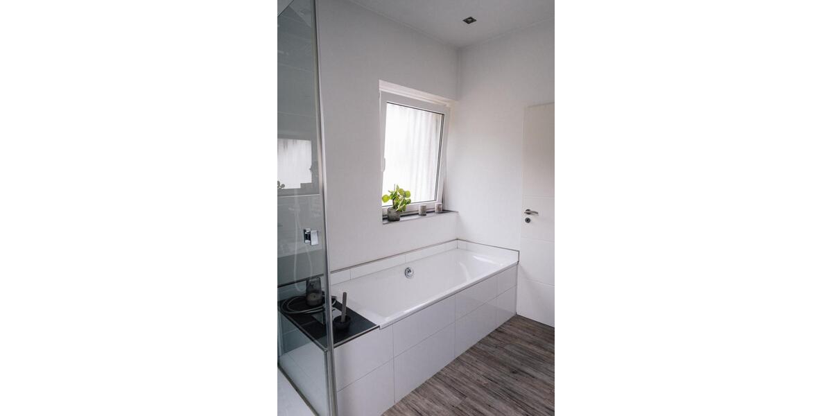 Dachgeschoßwohnung Schwerte - 3 Zimmer, 89 m&sup2;, 255.000&euro; | Angebot:27002447