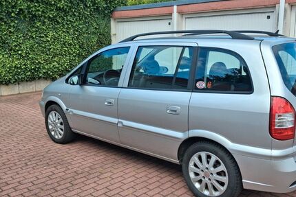 Opel Zafira 141.266 km 2.900 &euro; Waltrop 45731