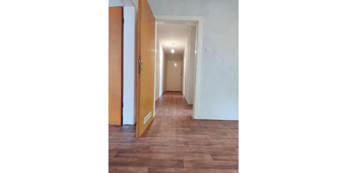 Dachgeschoßwohnung Gelsenkirchen Rotthausen - 2.5 Zimmer, 57 m&sup2;, 389&euro; | Angebot:25995515