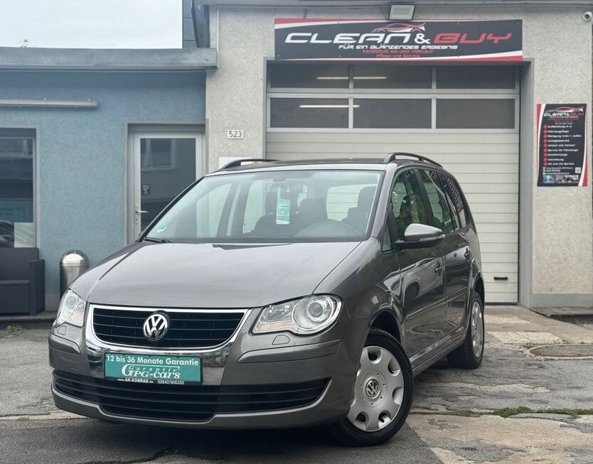 VW Touran 215.000 km 4.499 € Bochum 44894