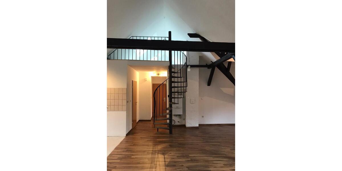 Dachgeschoßwohnung Bochum Höntrop - 4.5 Zimmer, 135 m&sup2;, 945&euro; | Angebot:24740012