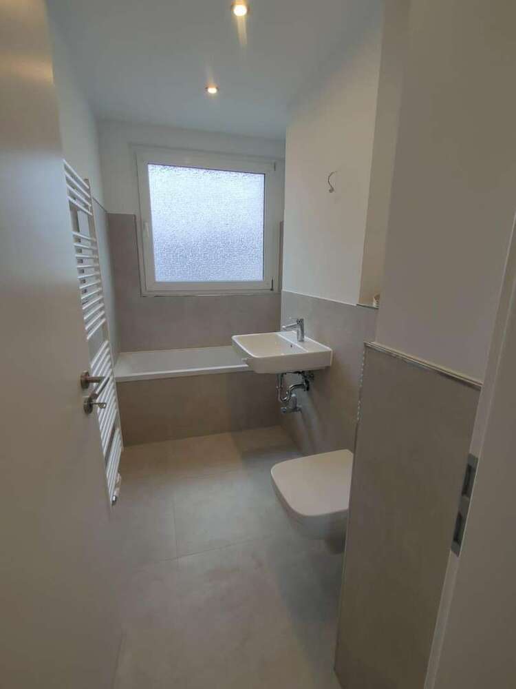 Wohnung zum Kaufen in Wuppertal 165.000 € 67 m²