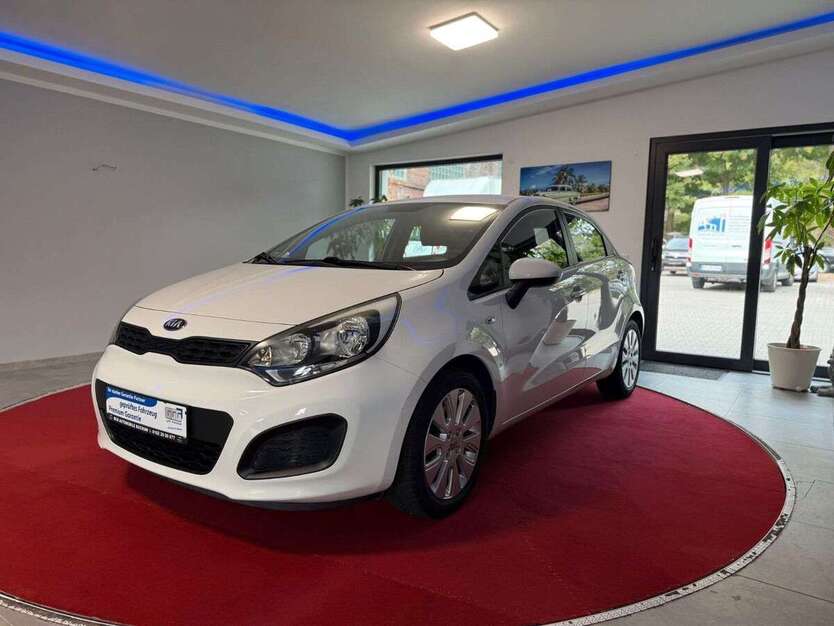 Kia Rio 74.899 km 5.990 € Bochum 44894