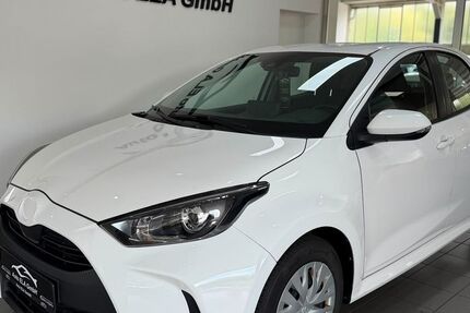 Toyota Yaris 32.000 km 12.990 &euro; Heiligenhaus 42579