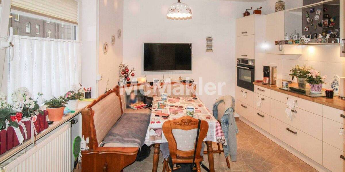 Etagenwohnung Gelsenkirchen Schalke - 3 Zimmer, 100 m&sup2;, 150.000&euro; | Angebot:26596020