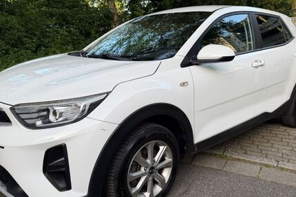 Kia Stonic 157.345 km 7.200 &euro; Essen 45276