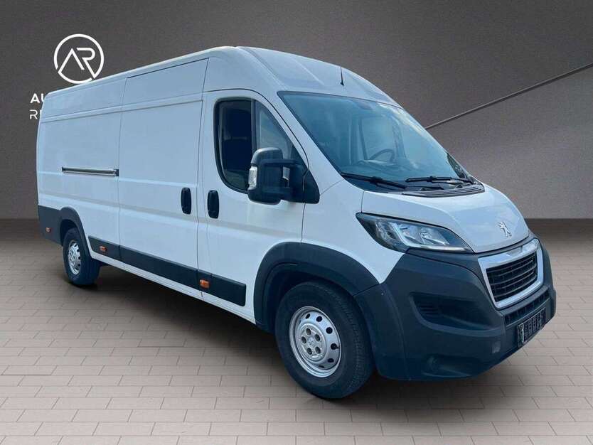 Peugeot Boxer 117.632 km 22.950 € Bochum 44866