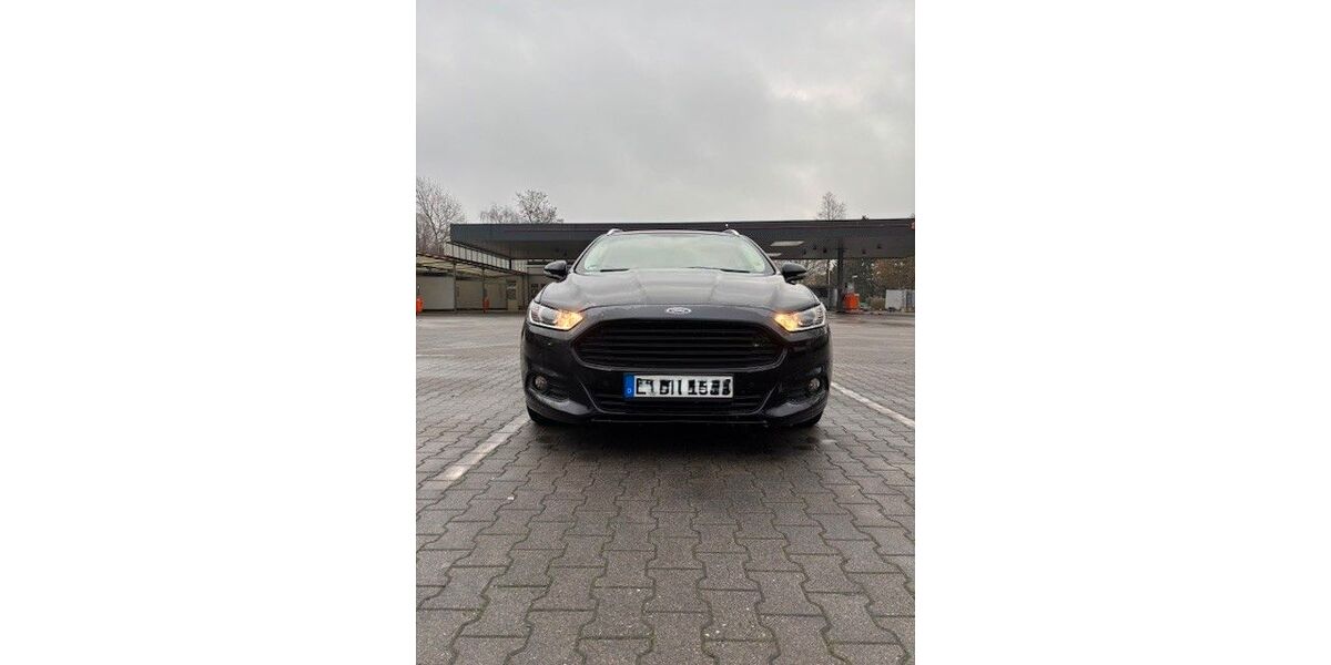 Ford Mondeo 153.000 km 8.500 &euro; Essen 45327