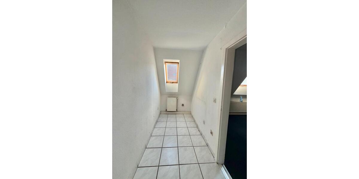 Dachgeschoßwohnung Dortmund Innenstadt Nord - 2 Zimmer, 39 m&sup2;, 350&euro; | Angebot:27591110