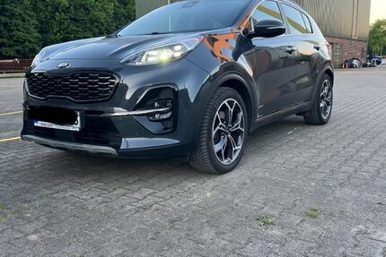 Kia Sportage 121.800 km 18.900 &euro; Marl 45772