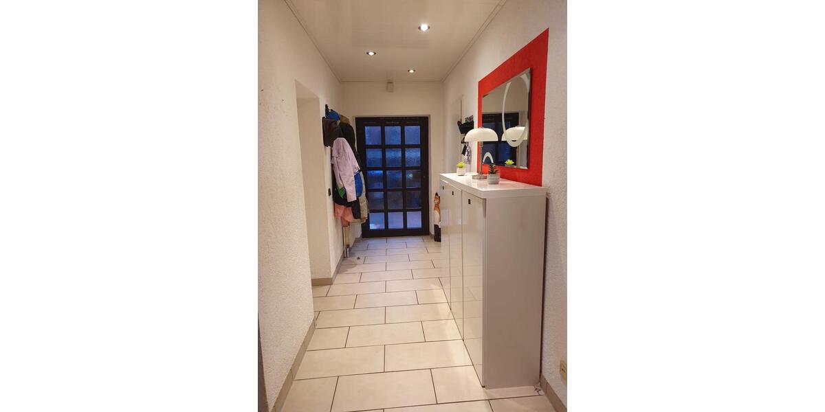 Doppelhaushälfte mal anders! Untere Etage zum Verkauf! 4.5 zimmer