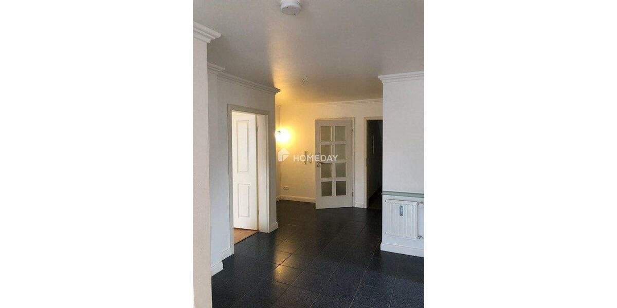 Vermietete Dachgeschosswohnung mit 4 Zimmern und schöner Ausstattung in Herne-Süd 4 zimmer