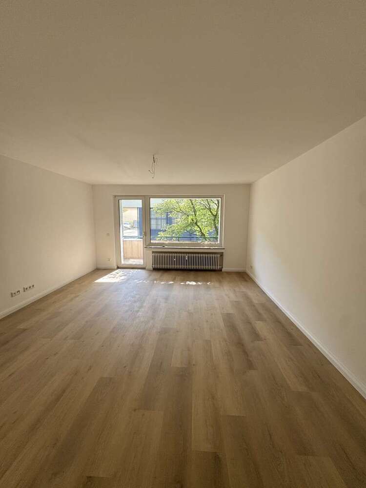Wohnung zum Mieten in Wuppertal 875 € 82 m²