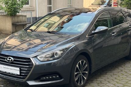 Hyundai i40 186.000 km 8.999 € Mettmann Stadtwald Bahnhof 40822