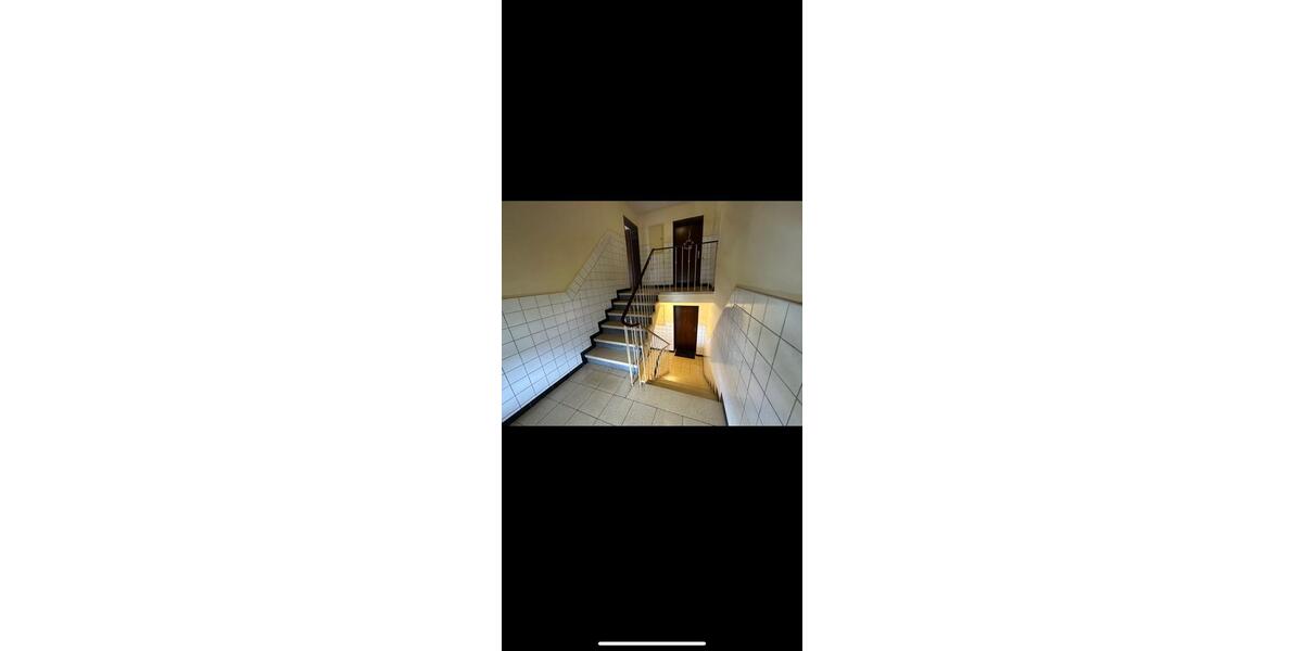 Dachgeschosswohnung links zu vermieten in Herne 3 zimmer