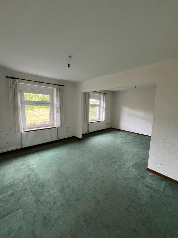 Mehr- Einfamilienhaus mit viel Platz und Garten -PROVISIONSFREI-