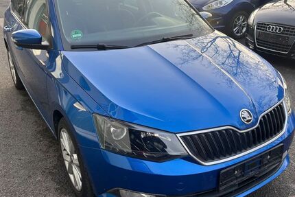 Skoda Fabia 98.000 km 7.999 &euro; Recklinghausen 45663