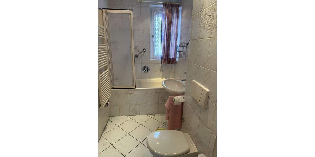 Etagenwohnung Wuppertal Elberfeld - 3 Zimmer, 65 m&sup2;, 129.000&euro; | Angebot:25796352