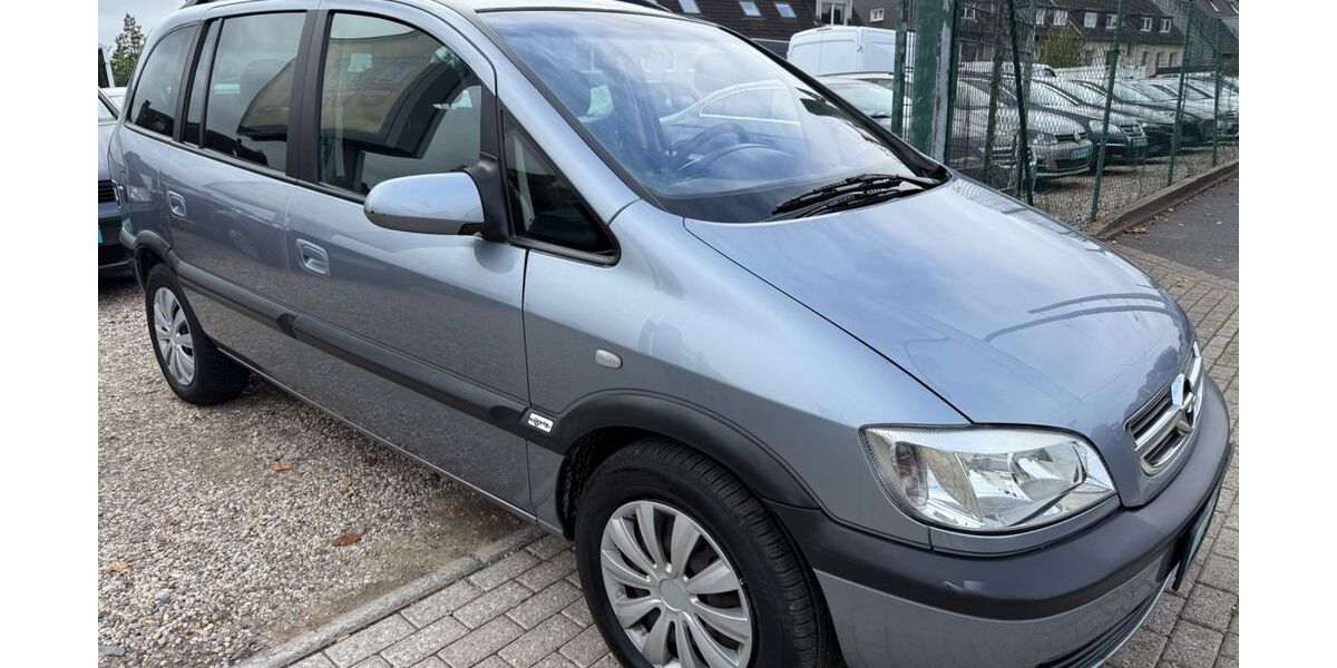 Opel Zafira 157.000 km 3.499 &euro; Essen 45355