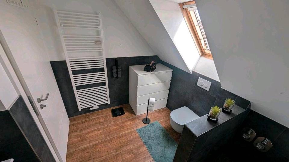 Dachgeschoßwohnung Dortmund Brackel - 3.5 Zimmer, 95 m&sup2;, 1.300&euro; | Angebot:26432429