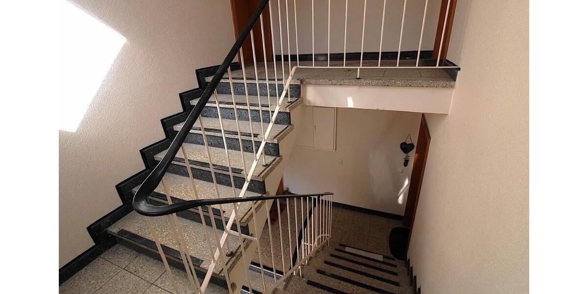 Dachgeschoßwohnung Essen Stadtbezirk IV - 2 Zimmer, 60 m&sup2;, 110.000&euro; | Angebot:26709023