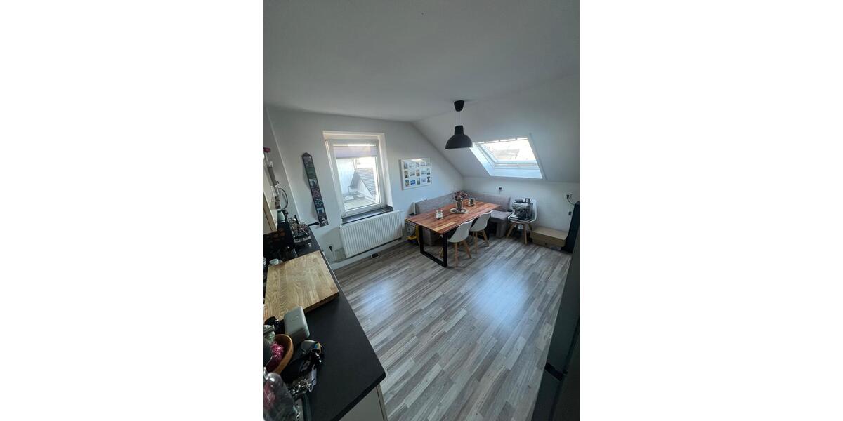 2,5-Zimmer-Dachgeschosswohnung in Mülheim-Speldorf ab 01.03.2026 2.5 zimmer