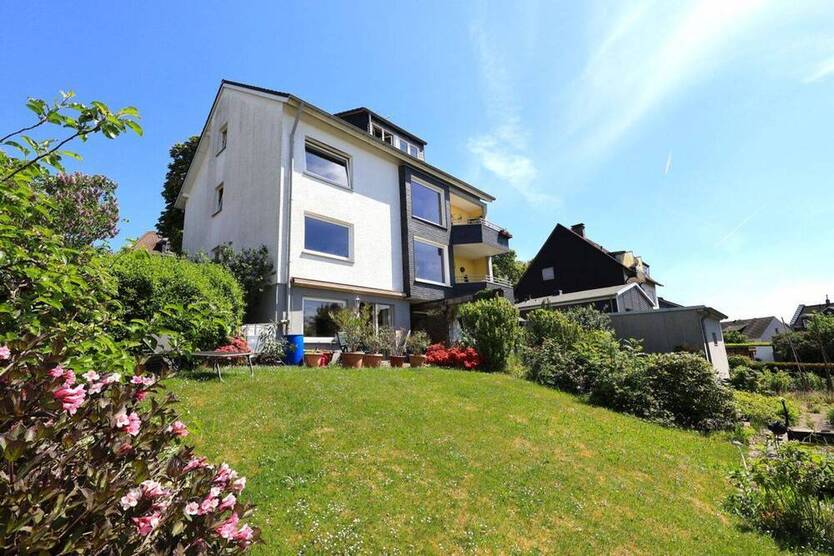 Arbeiten und Wohnen unter einem Dach - 1-2 Familienhaus mit Büro
