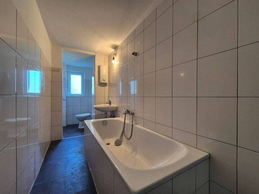 Frische nette 2-Zimmer-Wohnung Essen- Südosoviertel, Renoviert 2 zimmer