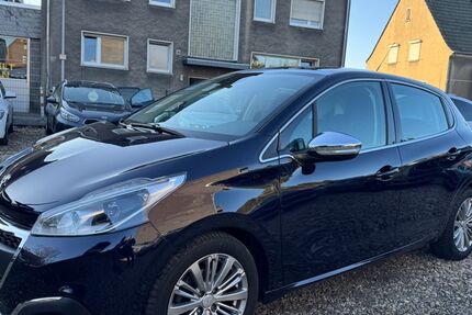 Peugeot 208 103.000 km 10.700 &euro; Datteln 45711