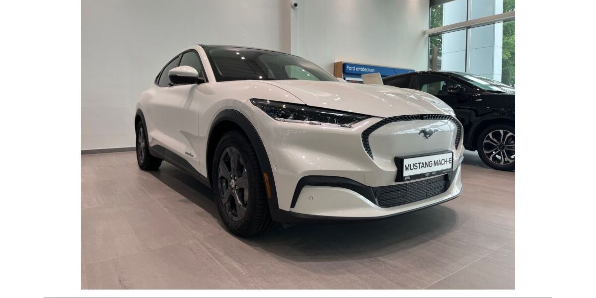 Ford Mustang Mach-E 24.900 km 33.777 &euro; Oberhausen (am CentrO) 46047