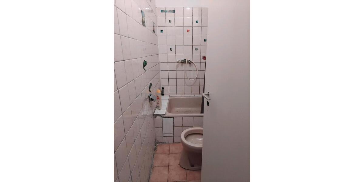 Dachgeschoßwohnung Bochum Bochum-Mitte - 4 Zimmer, 50 m&sup2;, 500&euro; | Angebot:26405965