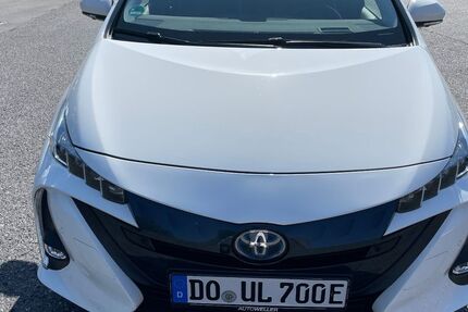 Toyota Prius 59.000 km 19.800 &euro; Dortmund 44265