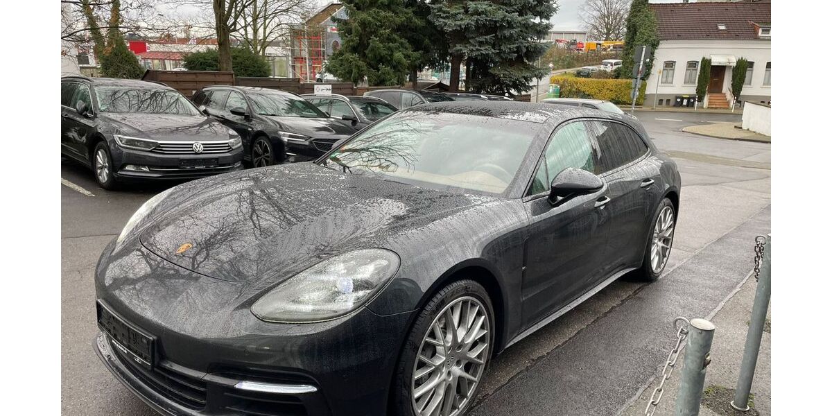 Porsche Panamera 218.500 km 39.990 &euro; Mülheim an der Ruhr 45478