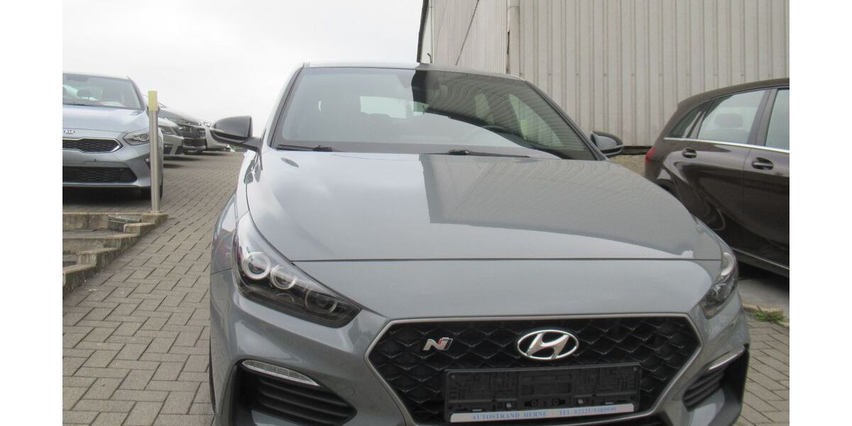Hyundai i30 99.711 km 20.890 &euro; Herne 44653