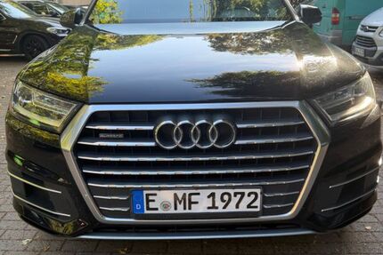 Audi Q7 200.000 km 20.500 &euro; Essen 45127