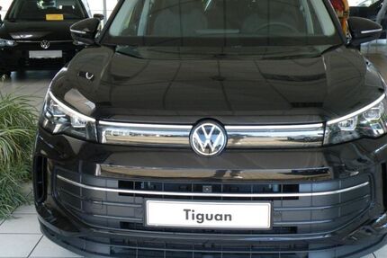 VW Tiguan 15.950 km 39.950 &euro; Bochum 44805