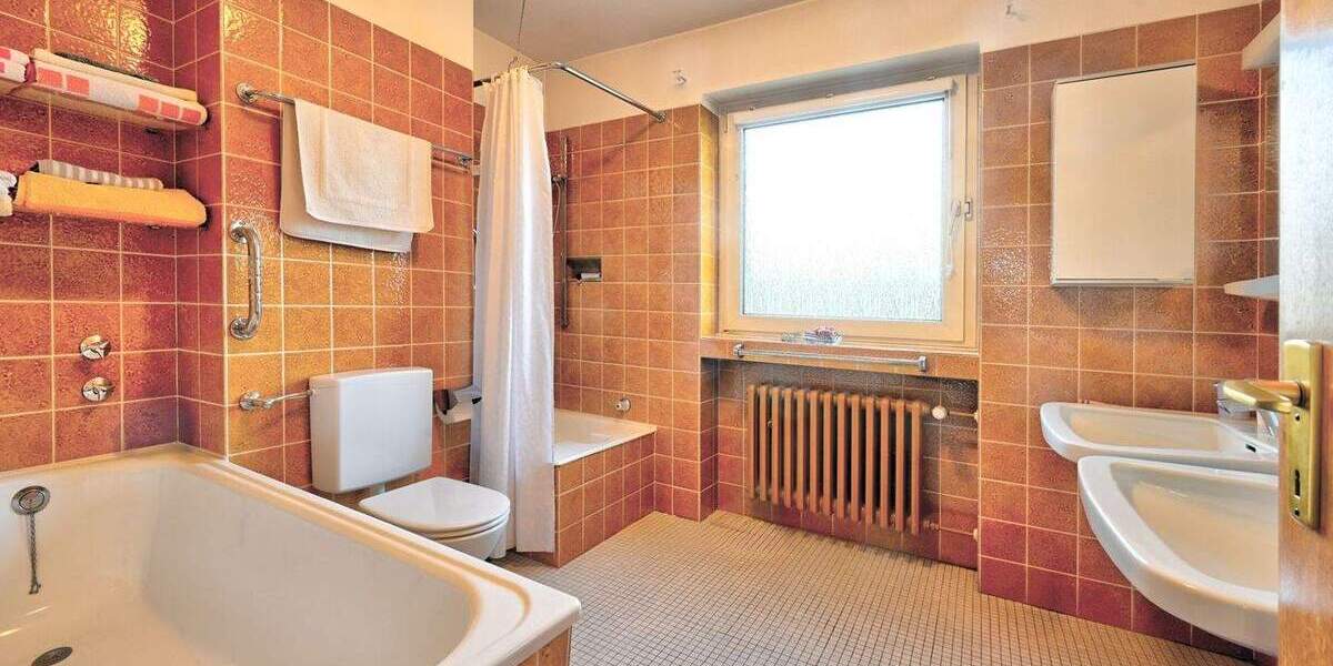 Reihenmittelhaus Mülheim an der Ruhr Heißen-Fulerum - 5 Zimmer, 125 m&sup2;, 300.000&euro; | Angebot:24990522