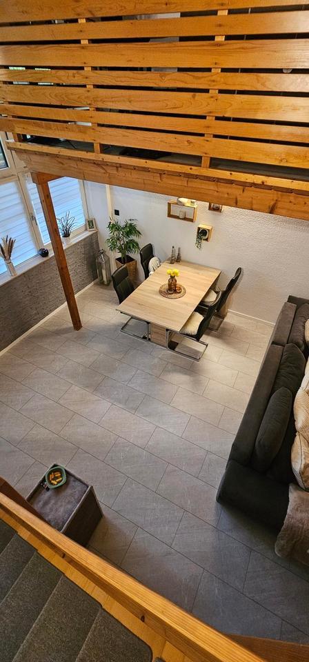 Loftähnliche 2-Zimmer-Wohnung mit Terrasse & eigenem Eingang