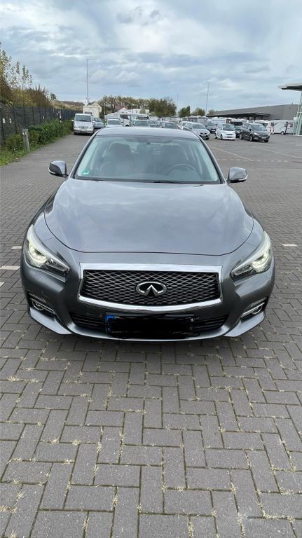 INFINITI Q50 151.000 km 15.000 € Dortmund 44329