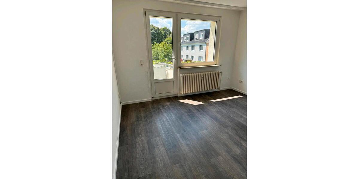 Etagenwohnung Dortmund Brackel - 2 Zimmer, 49 m&sup2;, 700&euro; | Angebot:24749892