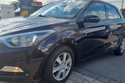 Hyundai i20 45.500 km 7.990 € Iserlohn 58640
