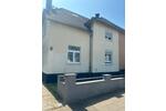 Haus mit Garten4 -5 Personen geeignet.&&&!!!