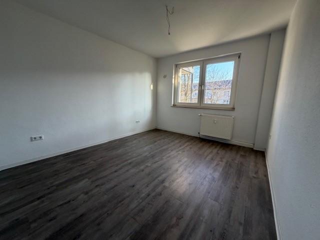 Neue Wohnung, neues Glück! Zentrale 2-Zimmer-Wohnung mit Balkon 1 zimmer